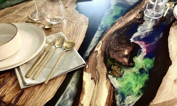 table à manger ovale bois massif résine jimmy artwood